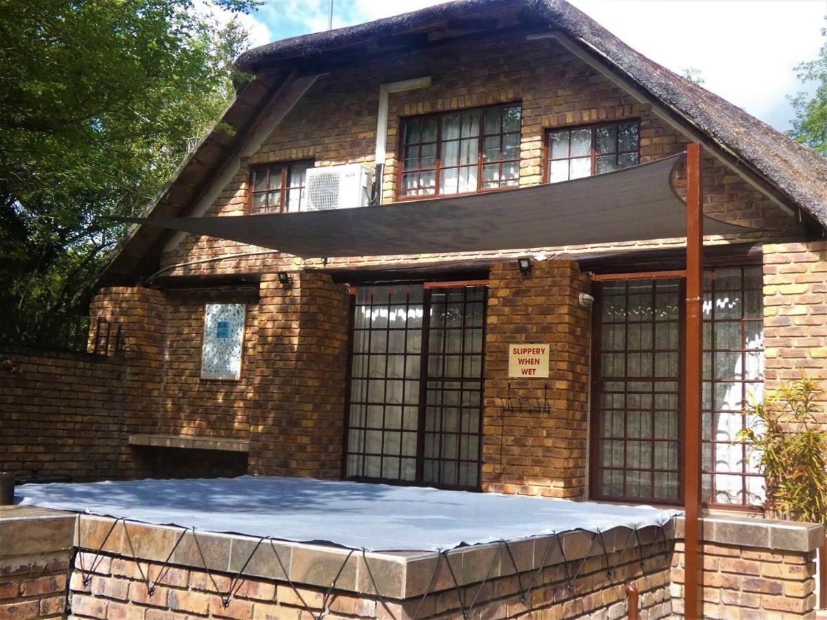Weltevrede Lodge - Self Catering Houses Marloth Park Εξωτερικό φωτογραφία